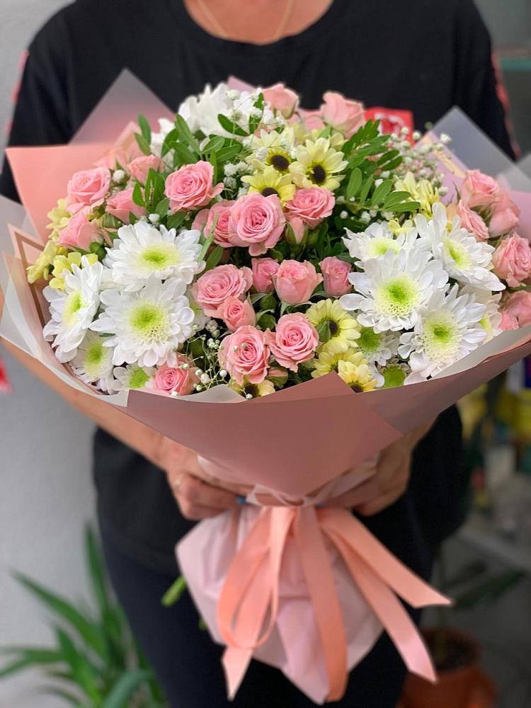 Букет цветов из: Розы и Хризантемы в Тетюшах