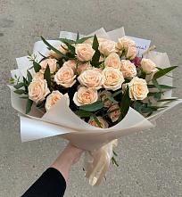 Букет Кремовые розы Латте в Тетюшах