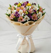 Букет цветов из:  Альстромерии в Тетюшах
