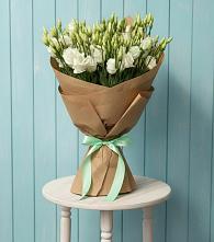 Букет цветов из:  Лизиантусы в Тетюшах