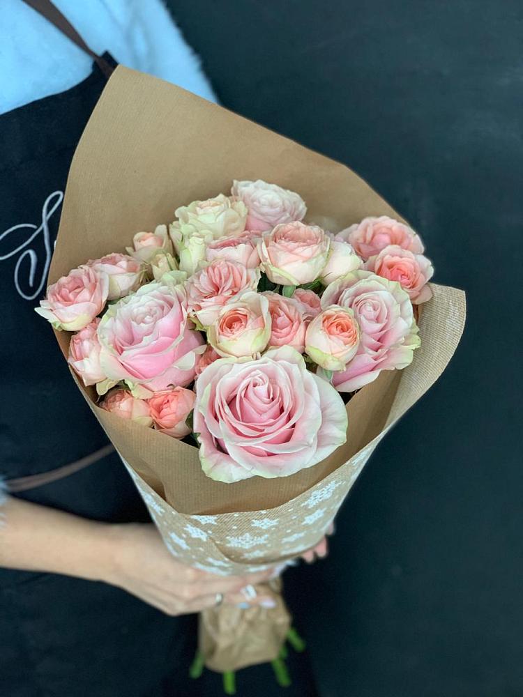 Букет цветов из: Хризантемы и Розы в Тетюшах