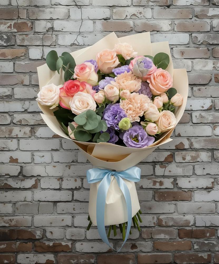 Букет цветов из: Розы, Лизиантусы и Гвоздики в Тетюшах