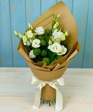 Букет цветов из:  Хризантемы и Лизиантусы #REPLACE_PRED# Тетюшах