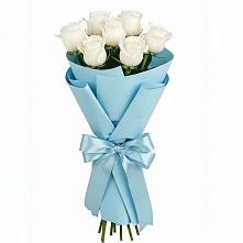 Букет 7 белых роз Проуд в Тетюшах