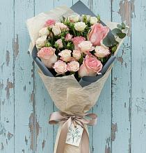 Букет цветов из:  Розы #REPLACE_PRED# Тетюшах