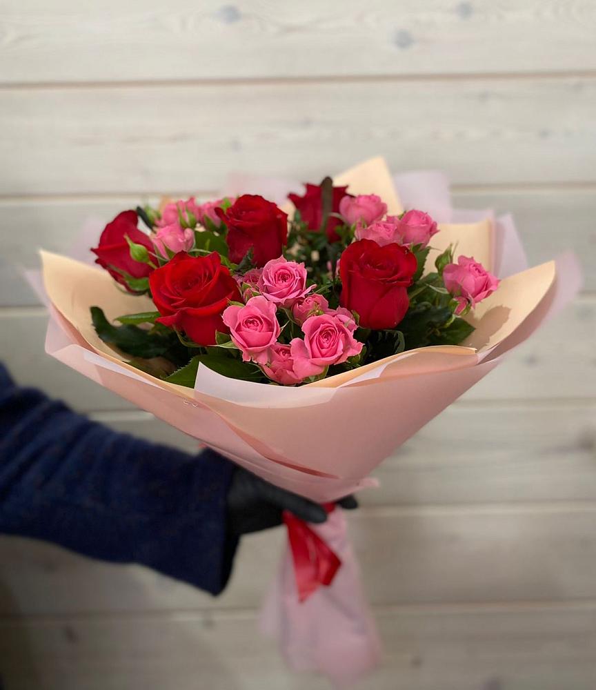 Букет цветов из: Розы в Тетюшах