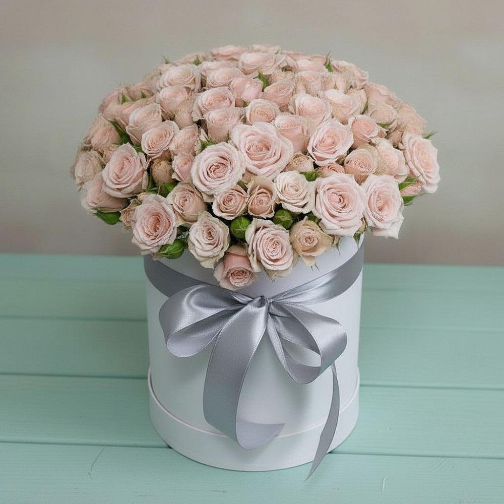 Цветочная композиция из Розы в шляпной коробке в Тетюшах